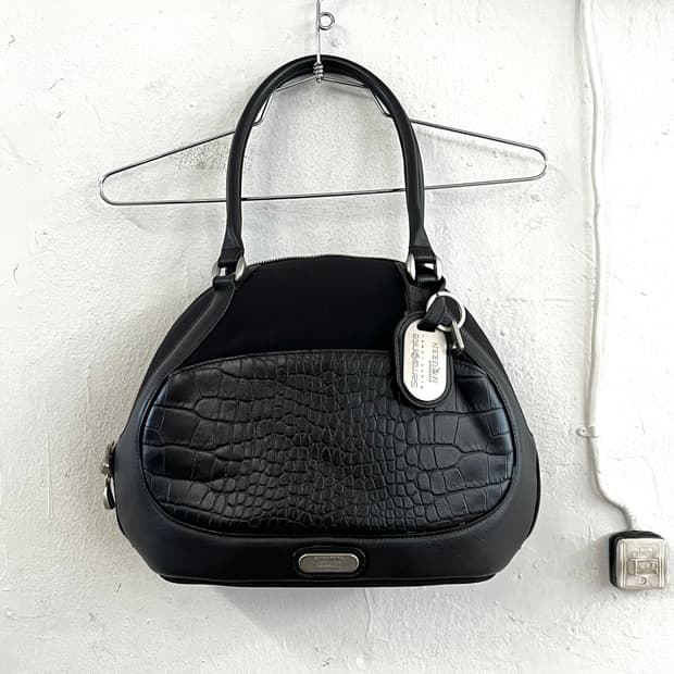 알렉산더 맥퀸 샘소나이트 레더 숄더백