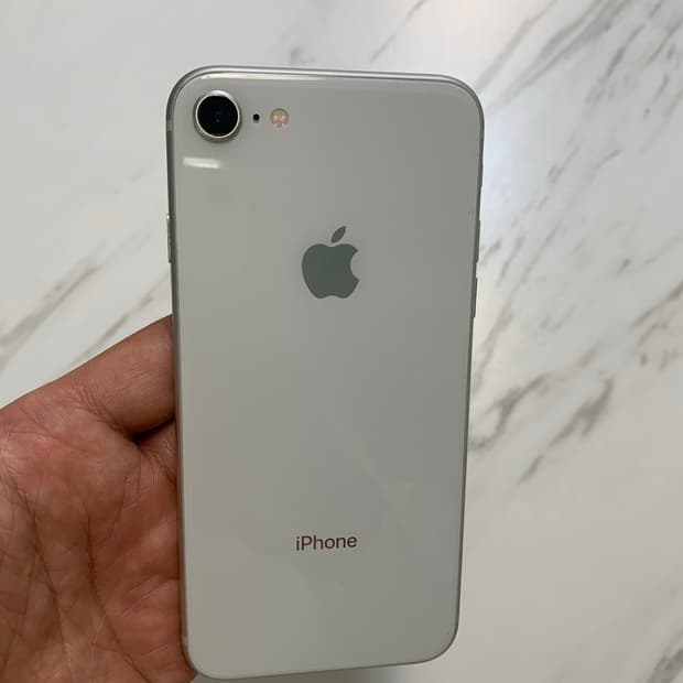 아이폰8 실버 64GB