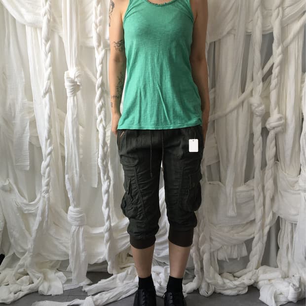 Beads point sleeveless