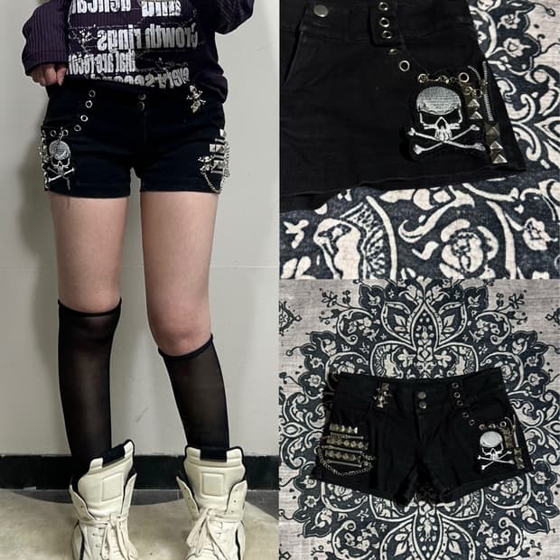 crazy girl punk shorts