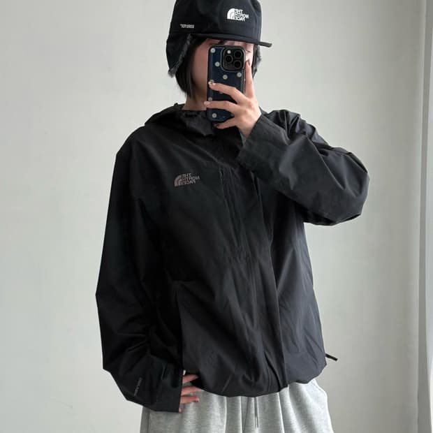 노스페이스 블랙 바람막이