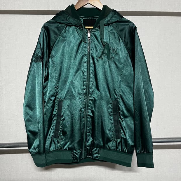 MLB 후드 바람막이 자켓 100