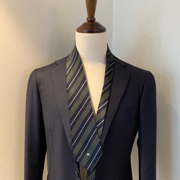 버버리(BURBERRY) 스트라이프 100실크 클래식넥타이 명품 최상급