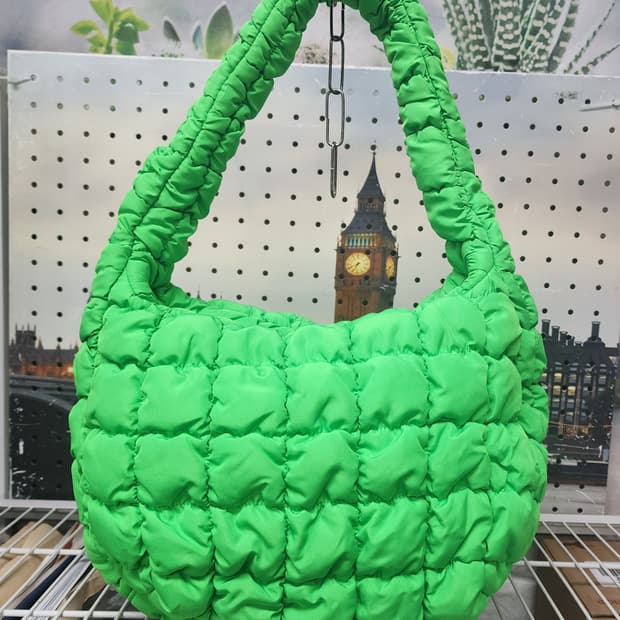 코스 COS 퀼팅백 구름백 미니백 퀼티드 패디드 숄더백 GD96