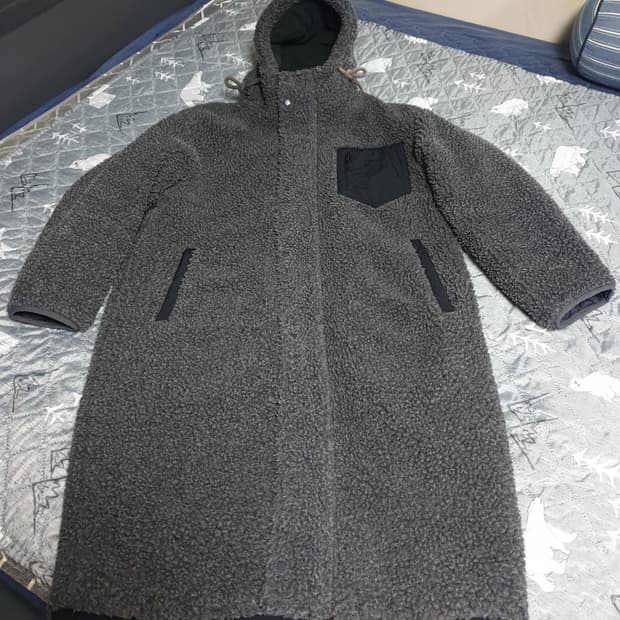 FRJ JEANS 오버사이즈 안감누빔 롱 뽀글이 코트 (F)