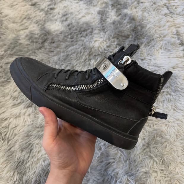 Giuseppe Zanotti 