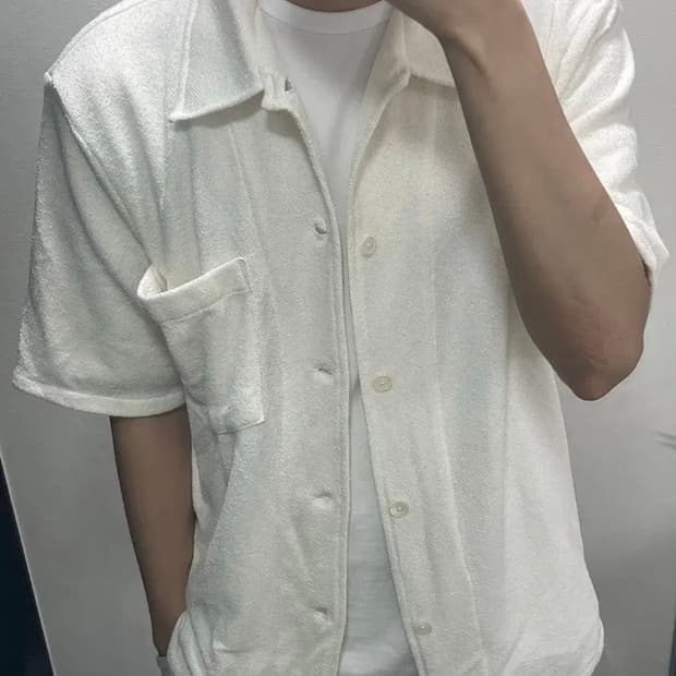 아워레거시 박스 셔츠 숏슬리브 화이트 부클레