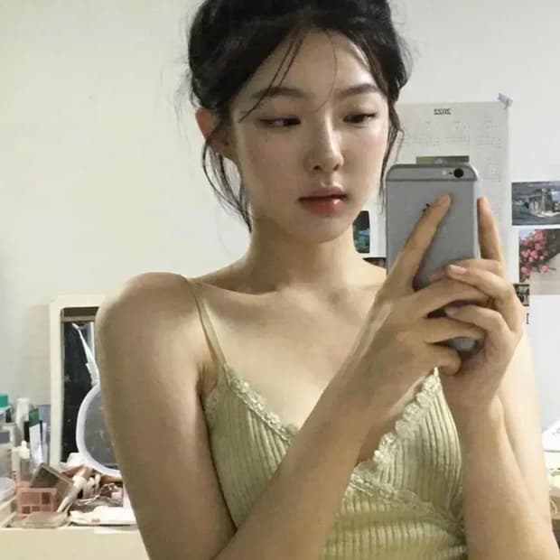 아워캐비넷 plain lace sleeveless 플레인 레이스슬리브리스