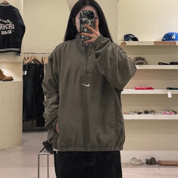 나이키 스우시 반집업 웜업 바람막이 카키 U1261