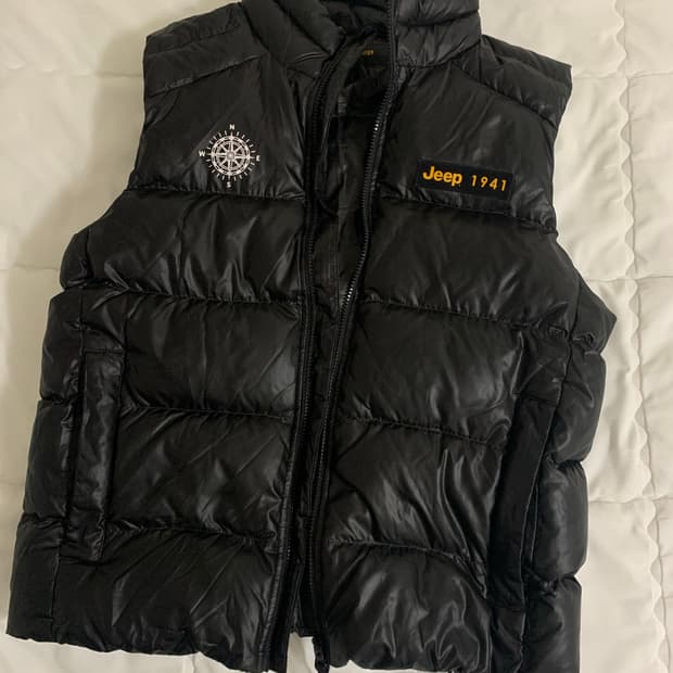 지프 조끼패딩