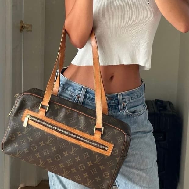 루이비통 모노그램 시테 GM 숄더백