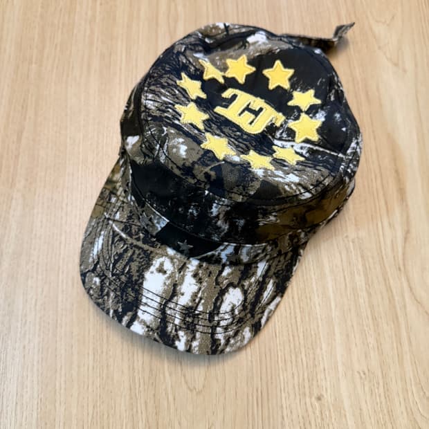 twojeys 투제이스 스터드 카모 캡 리얼트리