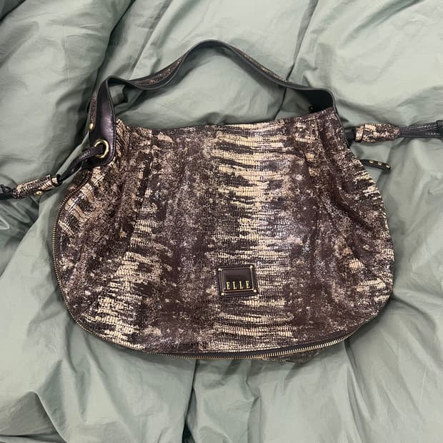 엘르 파이톤 백