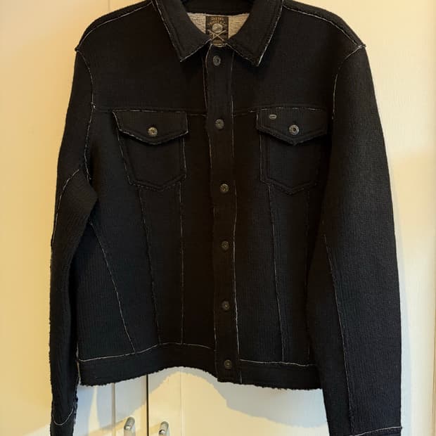 디젤 니트 트러커