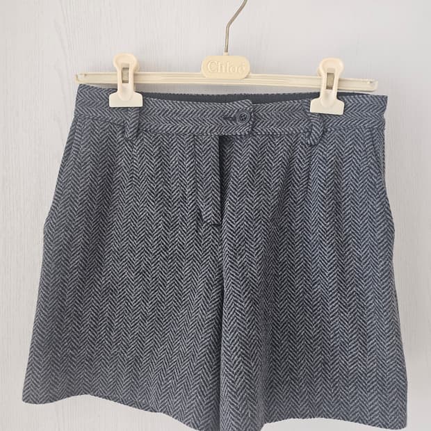 씨바이끌로에 모직 반바지