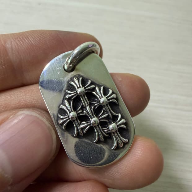 크롬하츠 레이즈드 세메터리 도그택