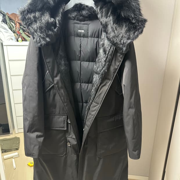 시스템옴므 구스다운 토끼털 롱패딩 105