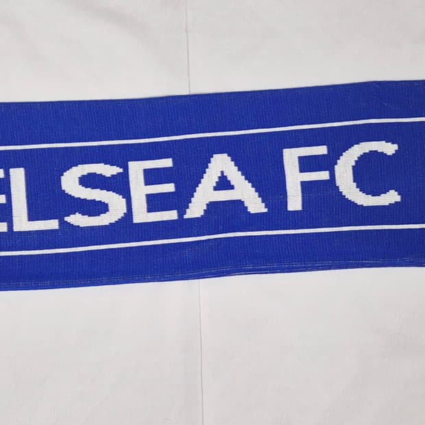 첼시 머플러 팝니다 