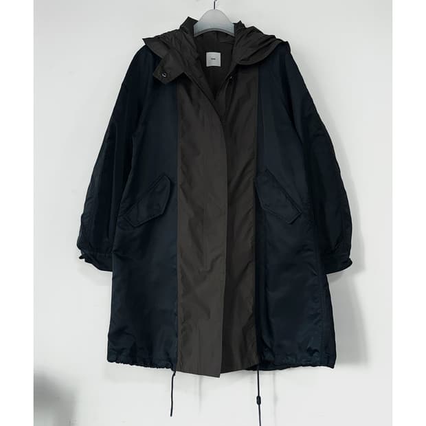 구호 KUHO 배색 후드 롱 자켓