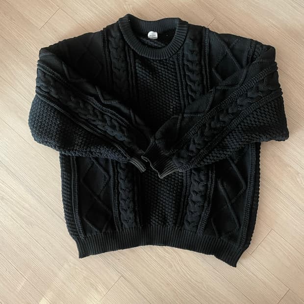 에디피스꽈배기 니트