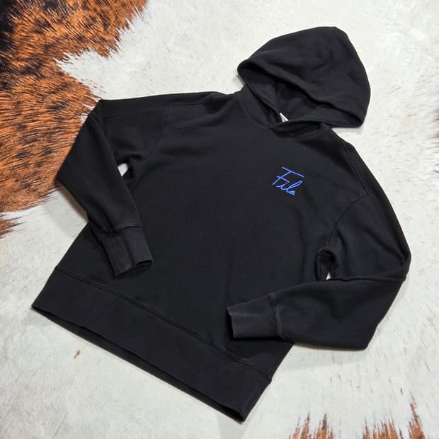 필라 블루 프린팅 블랙 후드티