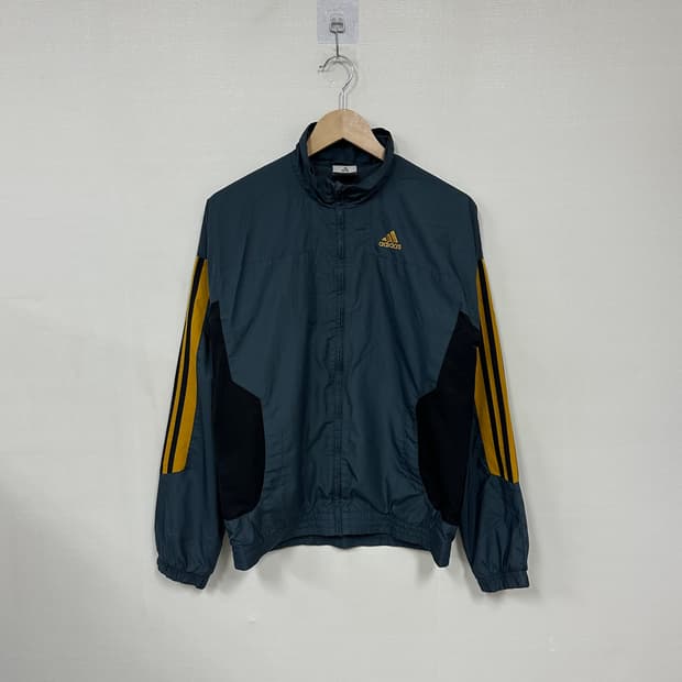 아디다스 바람막이 점퍼M