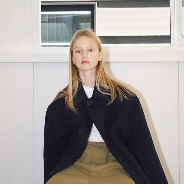 [새상품] yiyae 이예 맥코트 네이비