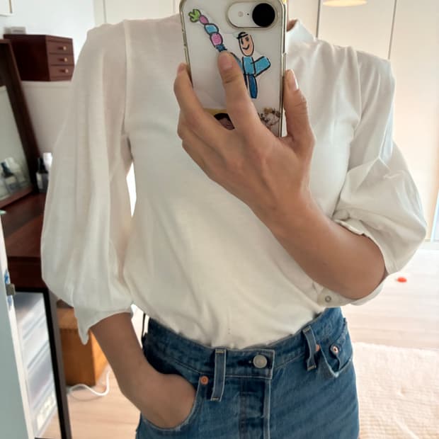 토가 풀라 벌룬소매 흰색 탑 