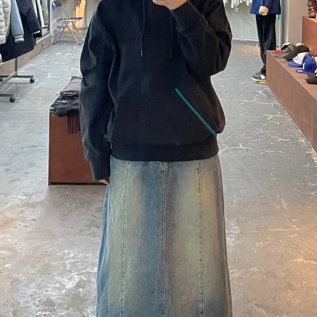 팔라스 빅로고 블랙 후드티 H1179