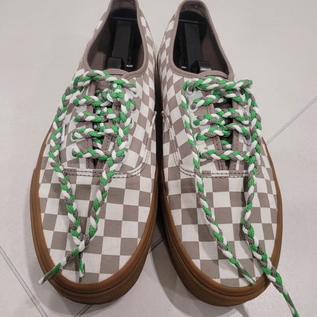 반스 어센틱 체커보드 '문 락' (280) - "흔치 않은 감성 한 스푼