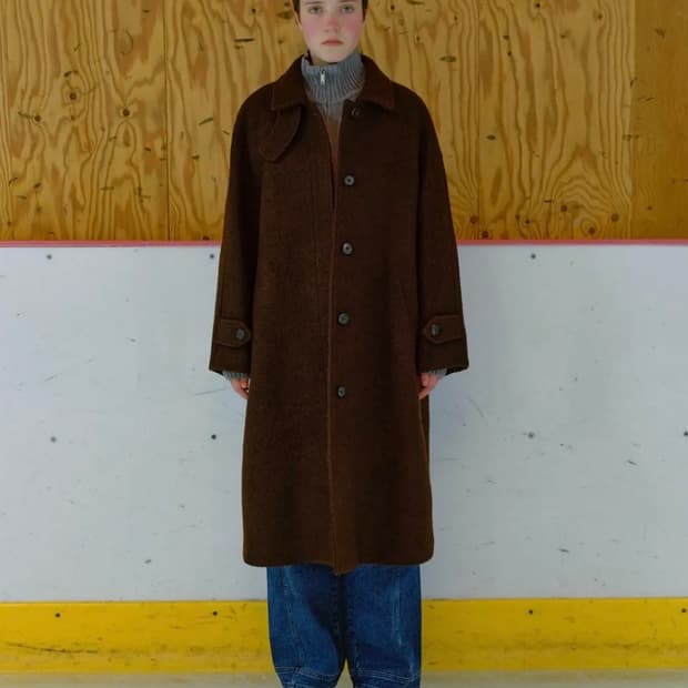 엔조블루스 발마칸코트