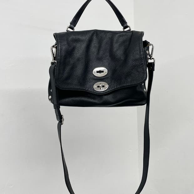 자넬라토 포스티나 스터드 버클 사첼백