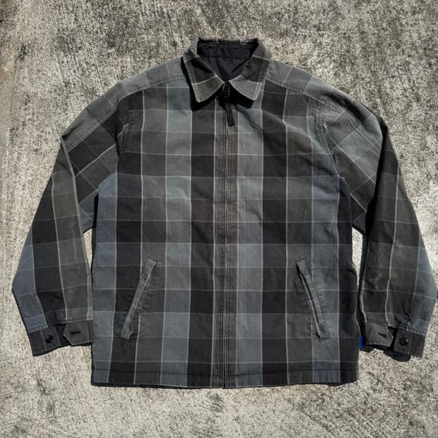 [L] R.Newbold 알뉴볼드 양면 집업 자켓