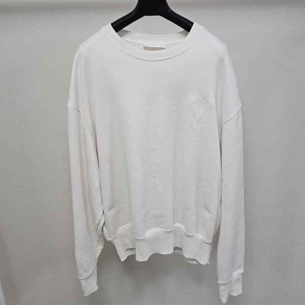 아미 하트 로고 맨투맨 L사이즈 105 판매