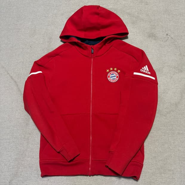 아디다스 바이에른 뮌헨 후드집업