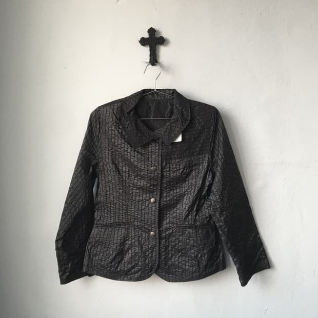 Stitch pattern point glossy jacket