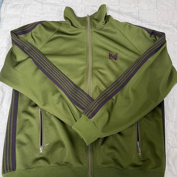 니들스 트랙자켓 올리브