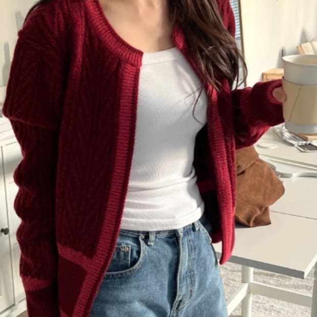 에브모우 라쿤 케이블 니트 가디건 레드 