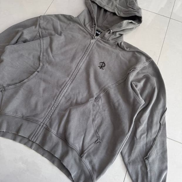 PIERCED ZIP HOODIE 스위칭 피어싱 지퍼 후드 V2