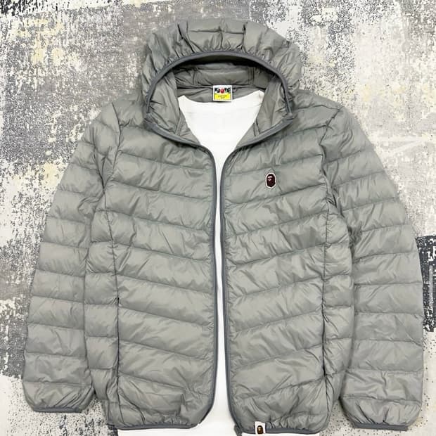 베이프 경량패딩 그레이