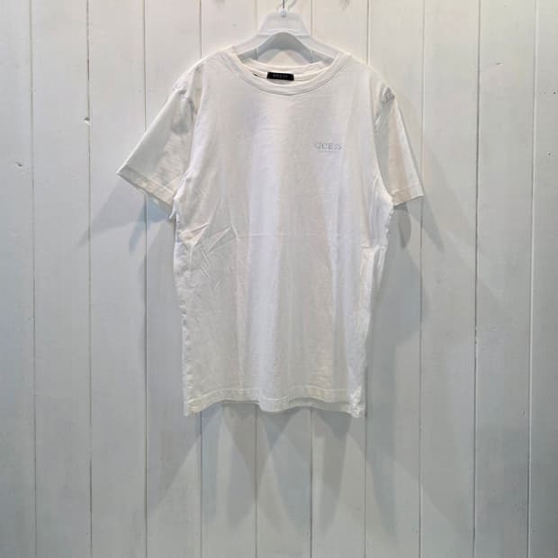 게스 반팔티 "GUESS"