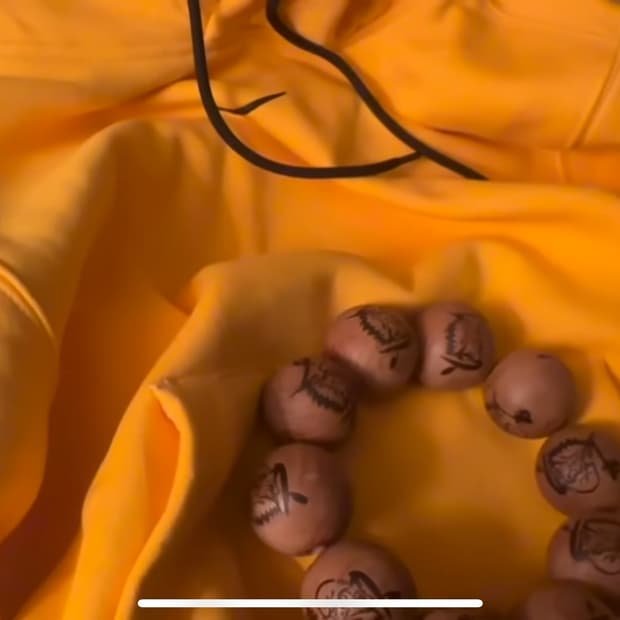 나이키 녹타 빨간줄pick