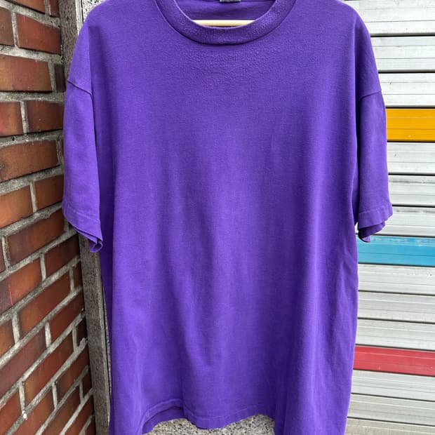 90‘s fruit of the loom plain Tee