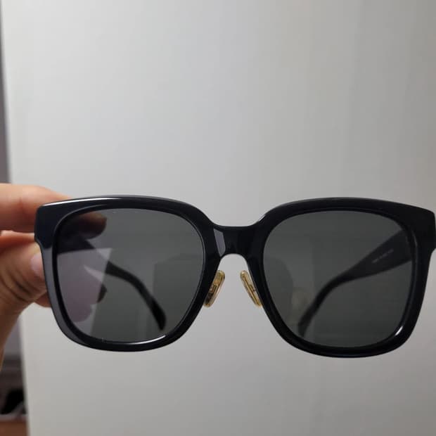 셀린느 트리옹프 블랙 선글라스 안경