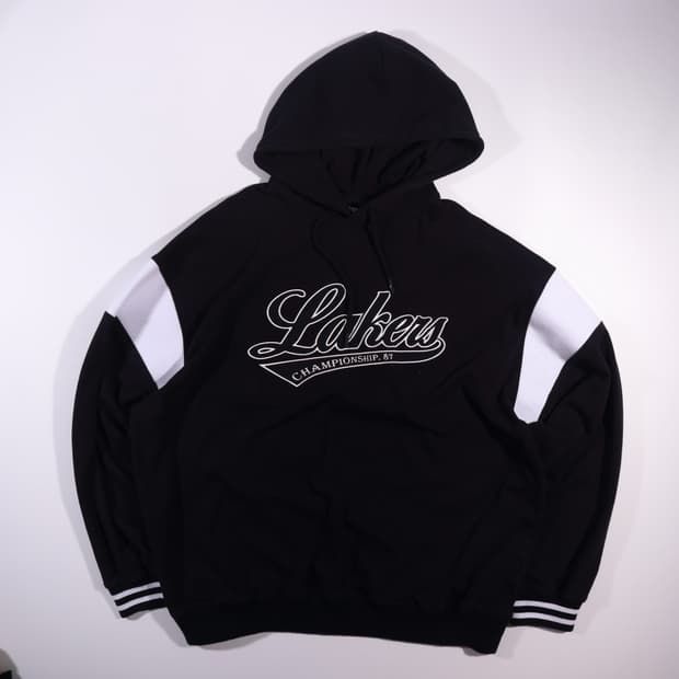  레이커스 자수 후드티 B184