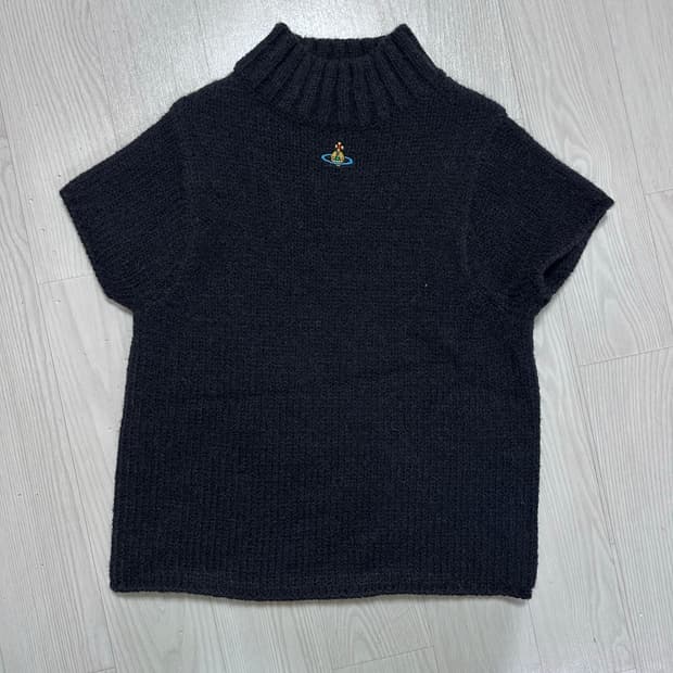 비비안웨스트우드 니트반팔티