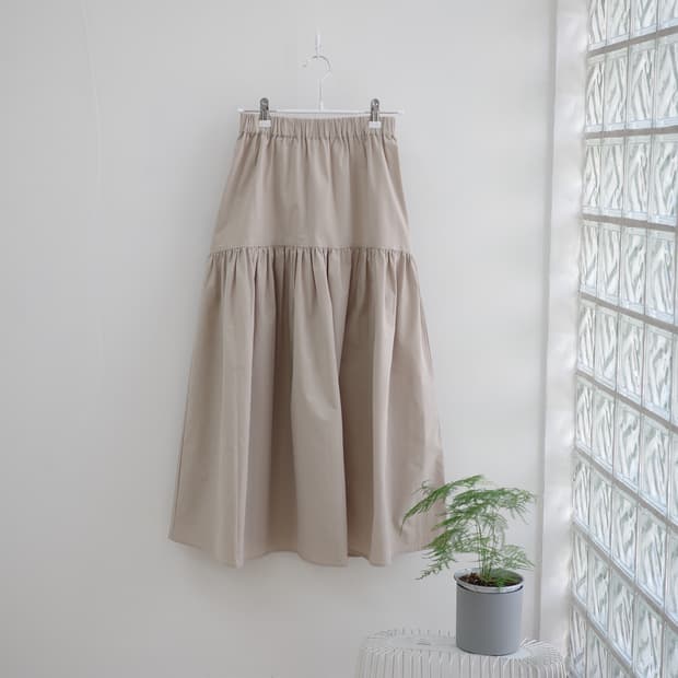 LACOLE light beige shirring skirt