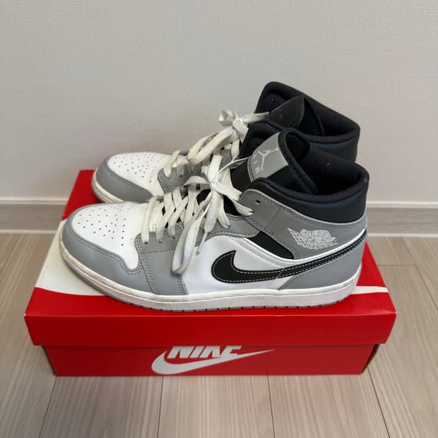 나이키 조던 미드 스모크 그레이