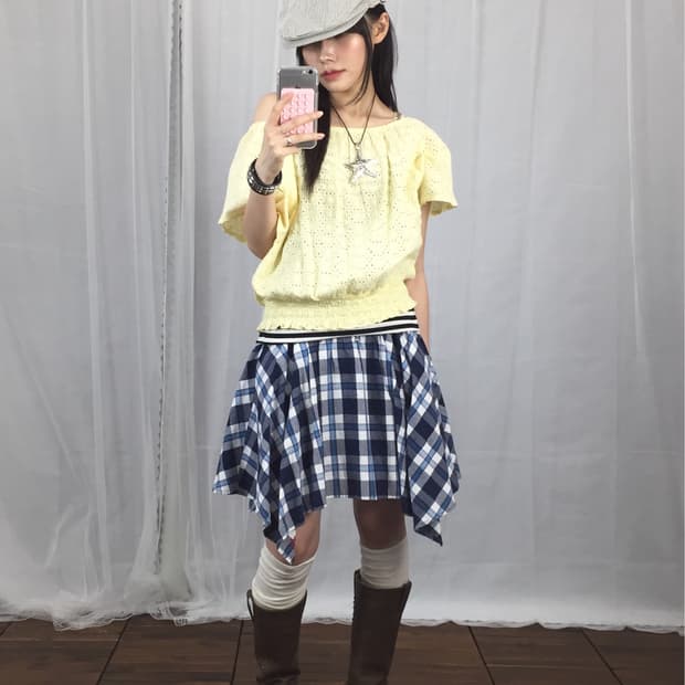 GU Yellow Eyelet Lace Crop Blouse