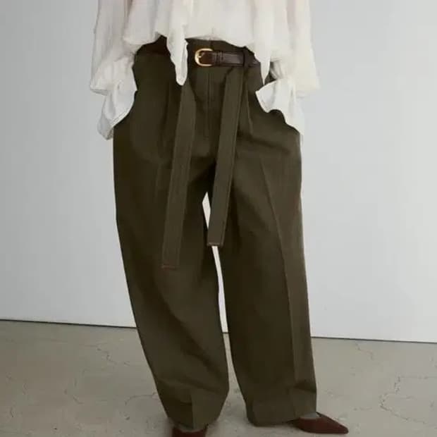 렉토 벨티드 팬츠 M